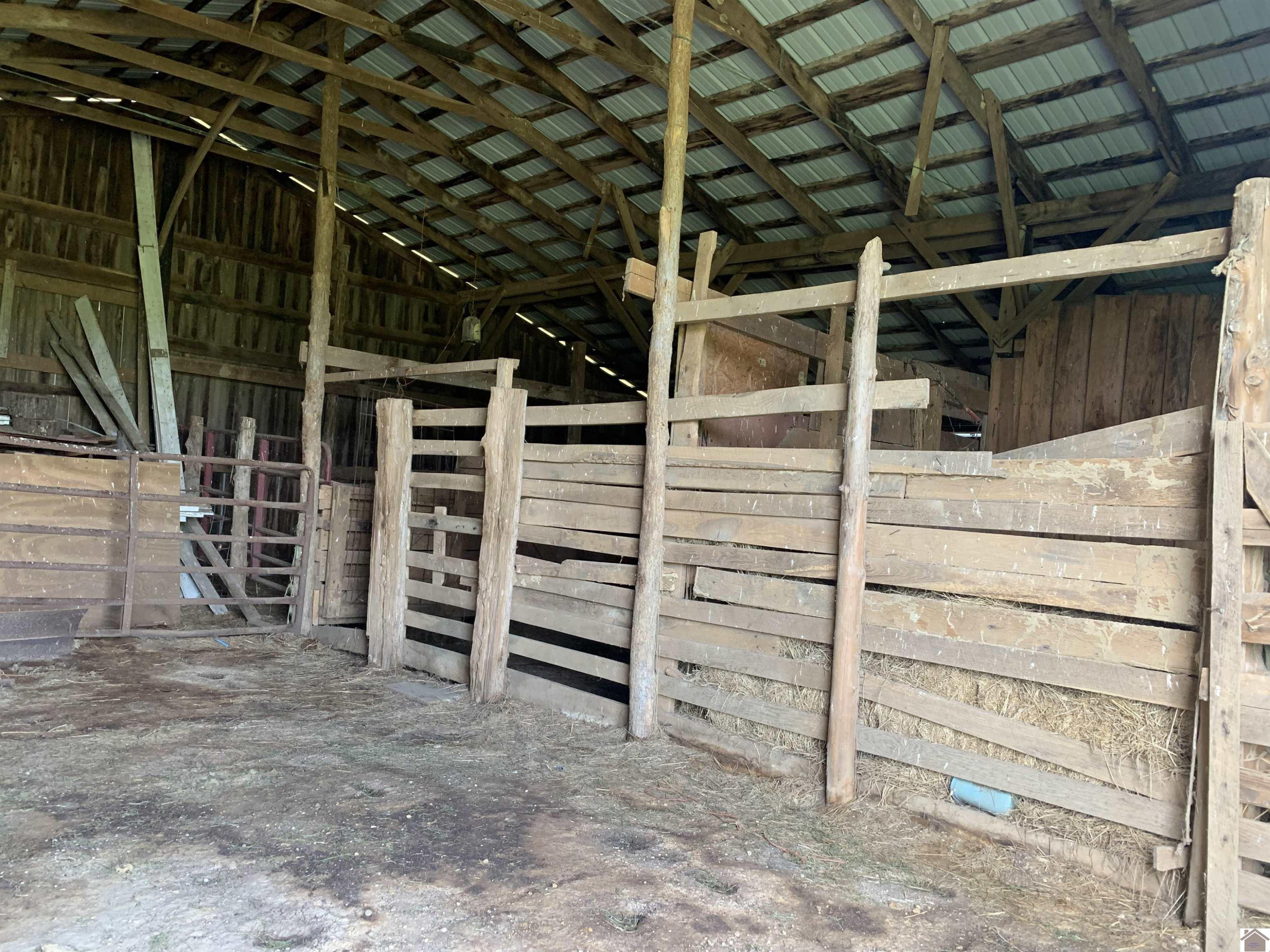 261 Faxon ARd