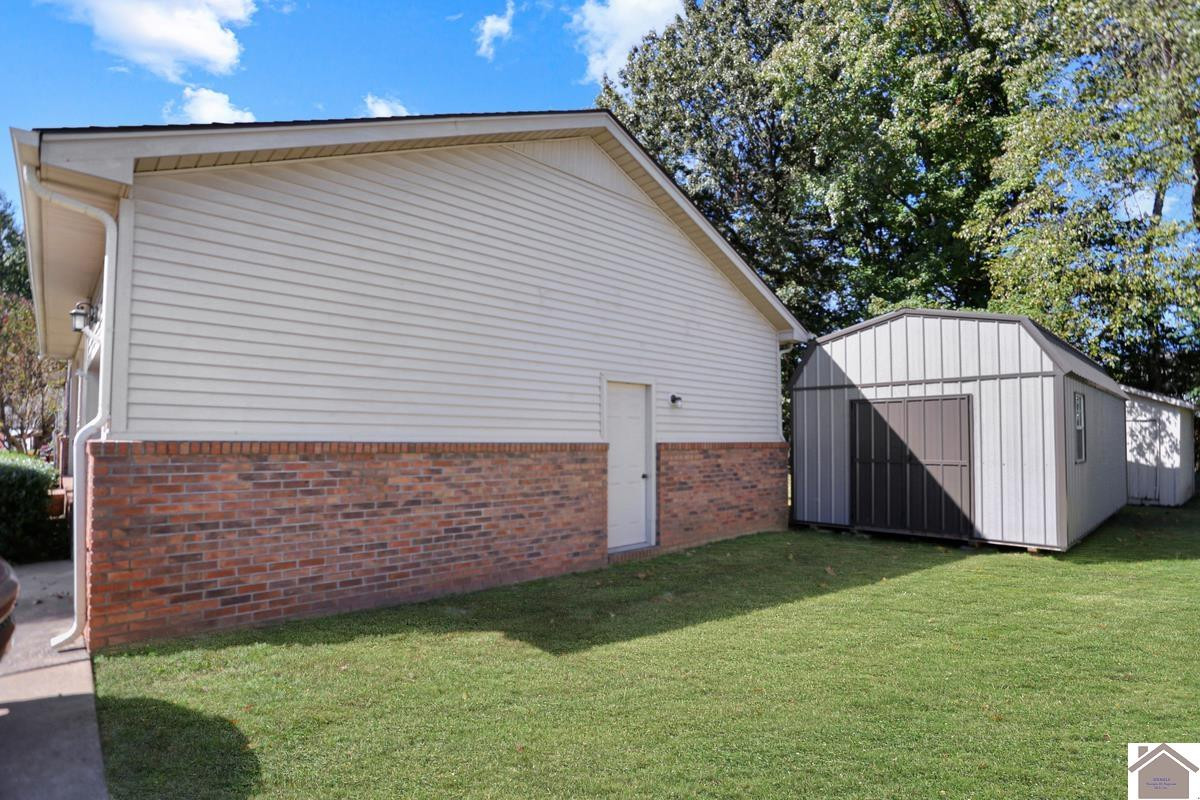 68 Cambridge Drive