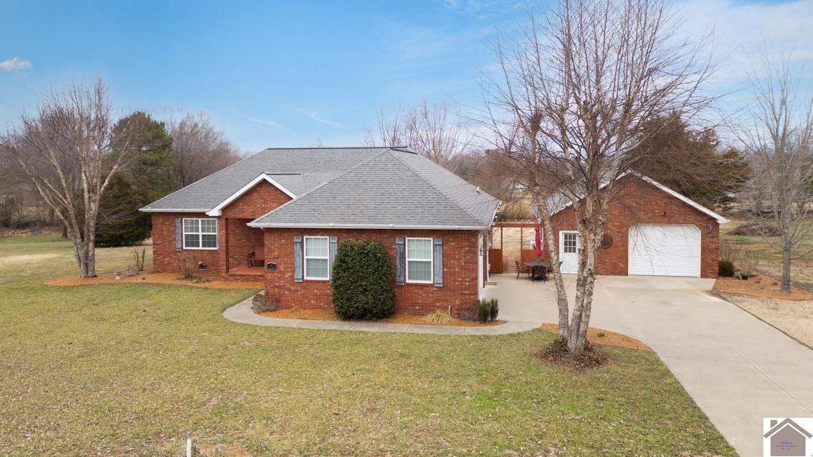 10 Logan Trail