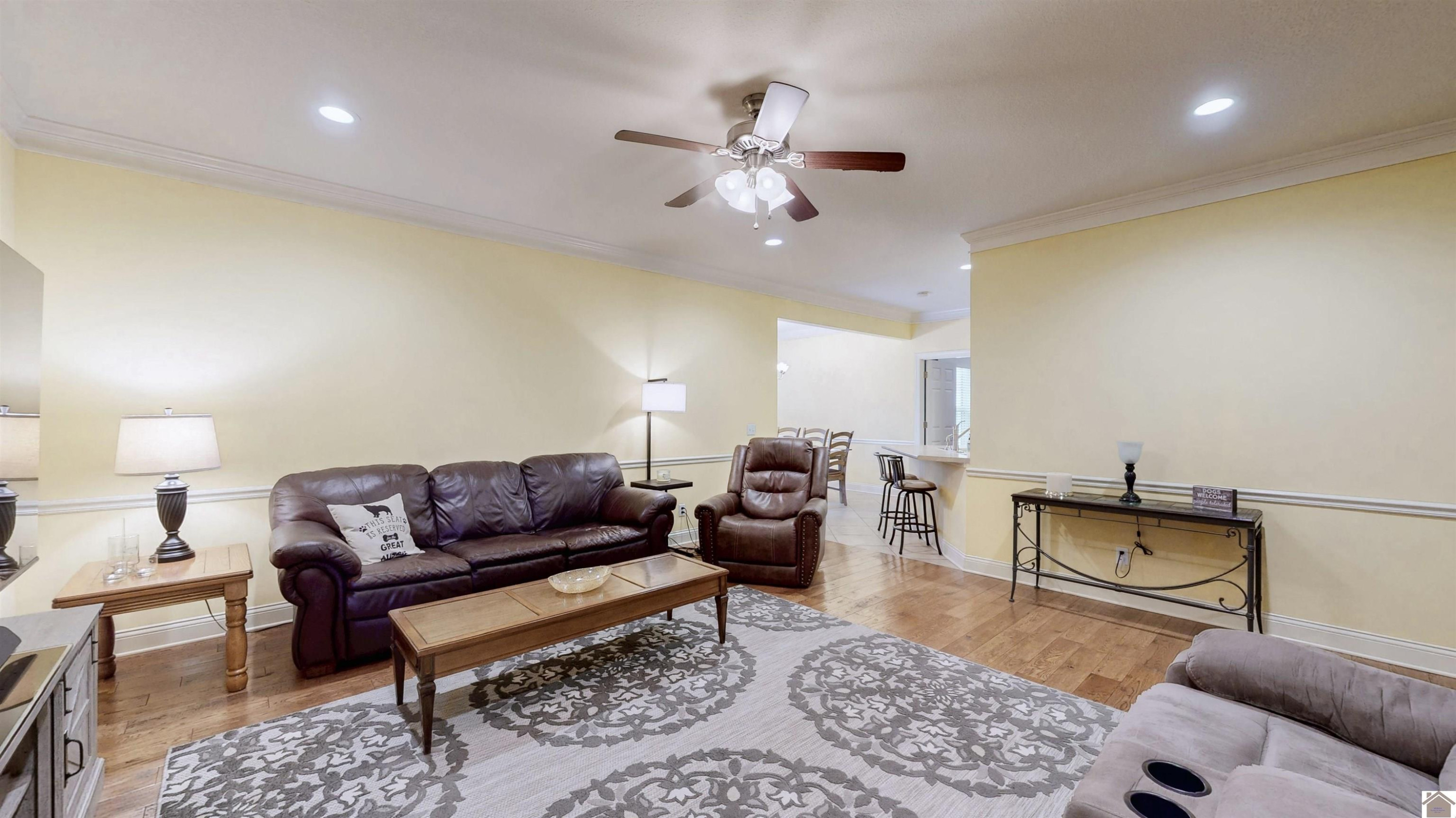 10 Logan Trail