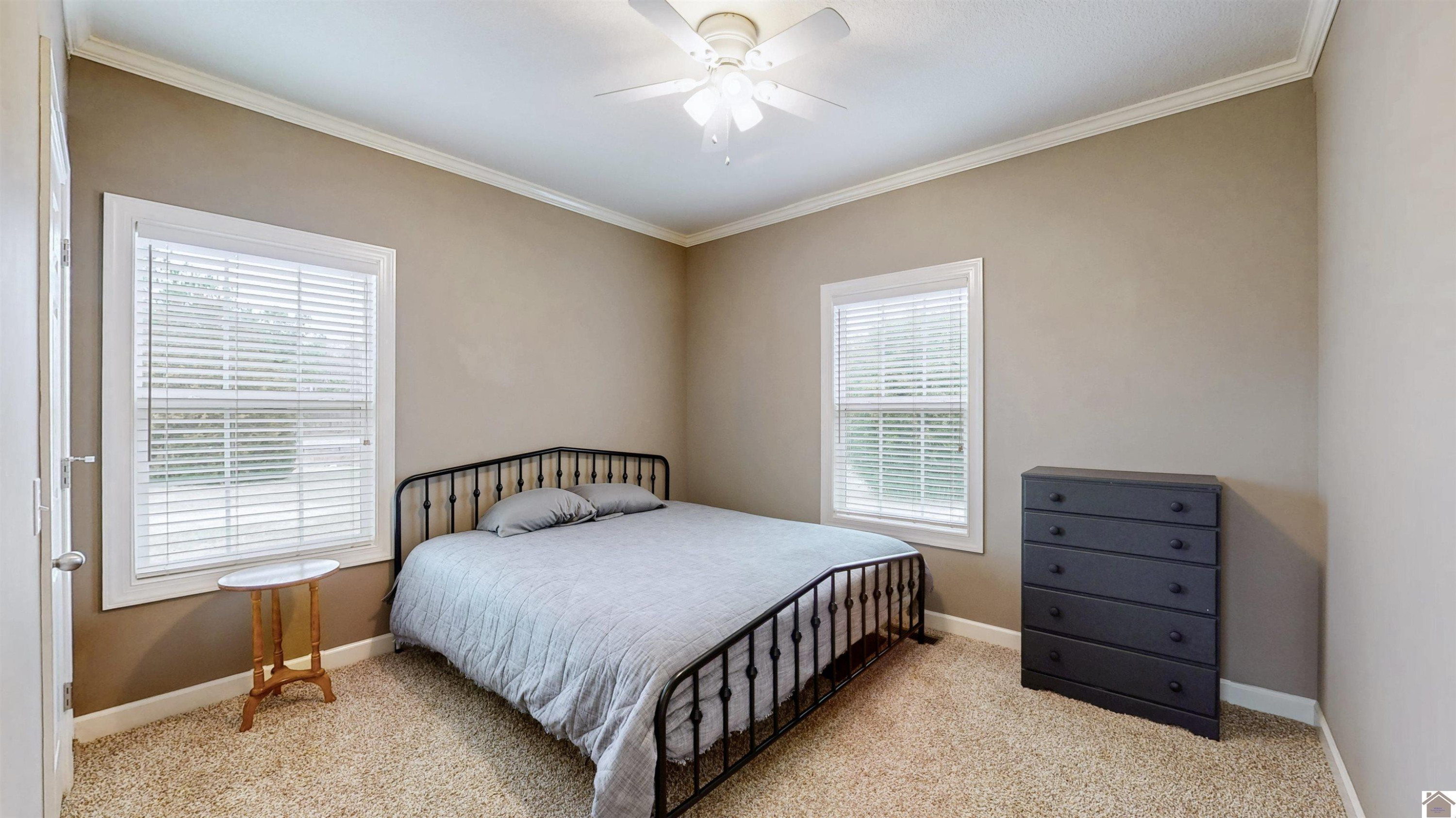 10 Logan Trail