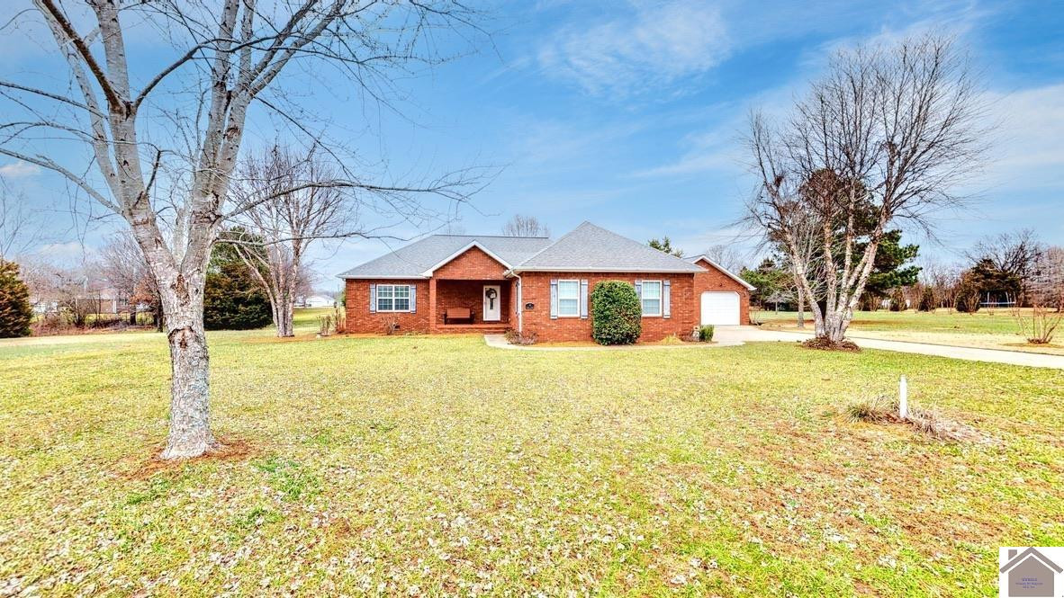 10 Logan Trail