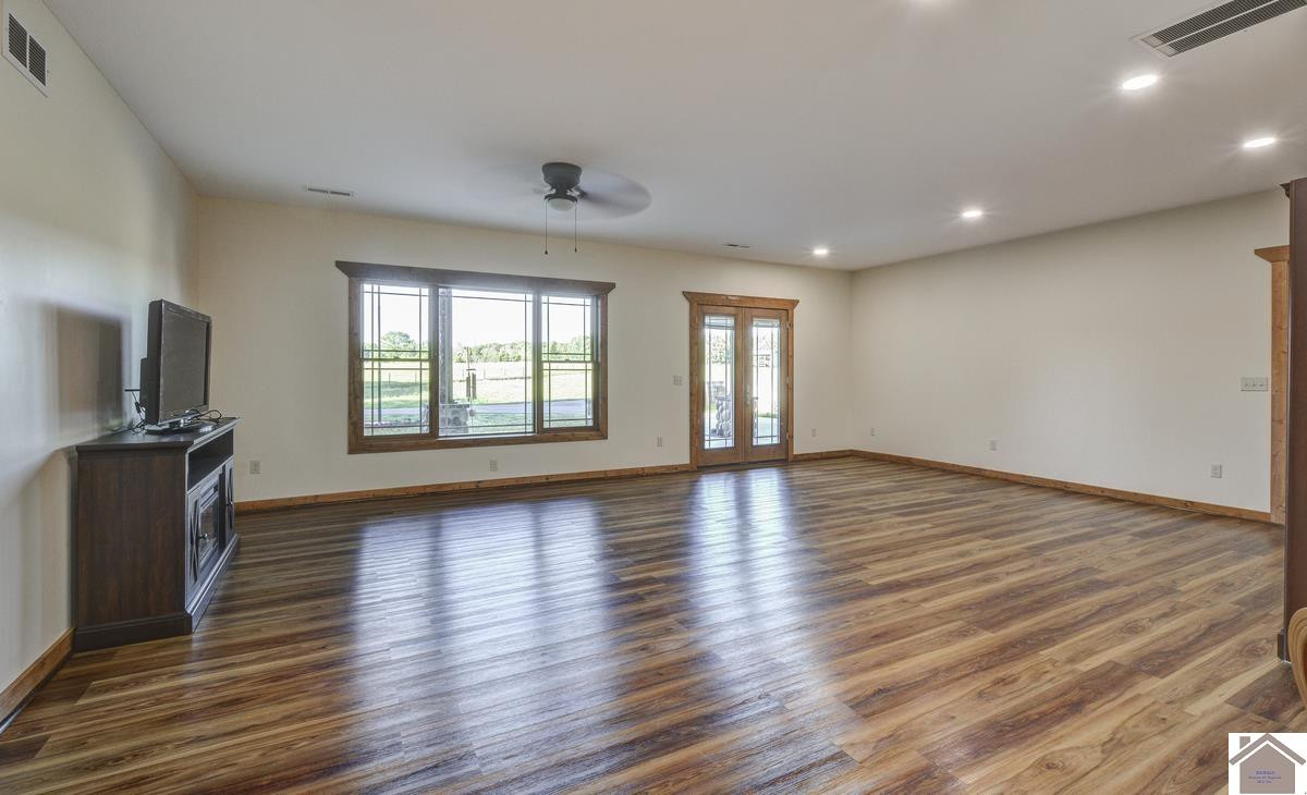 3210 Douglas Road