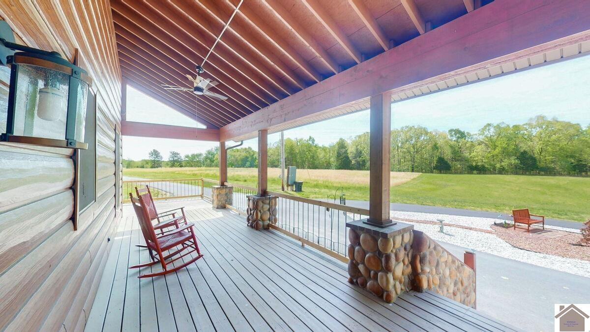 3210 Douglas Road