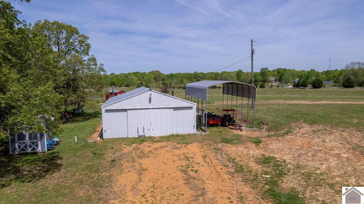3210 Douglas Road