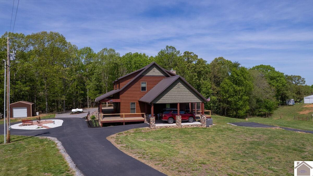 3210 Douglas Road