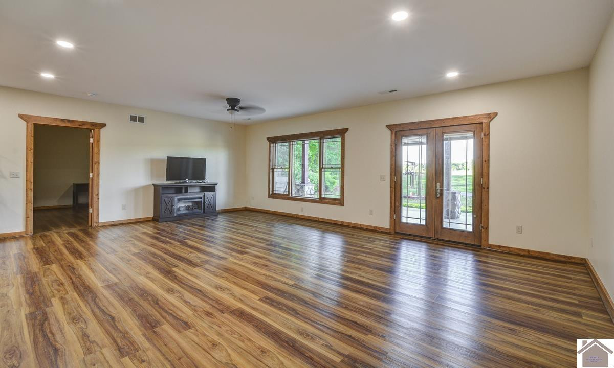 3210 Douglas Road