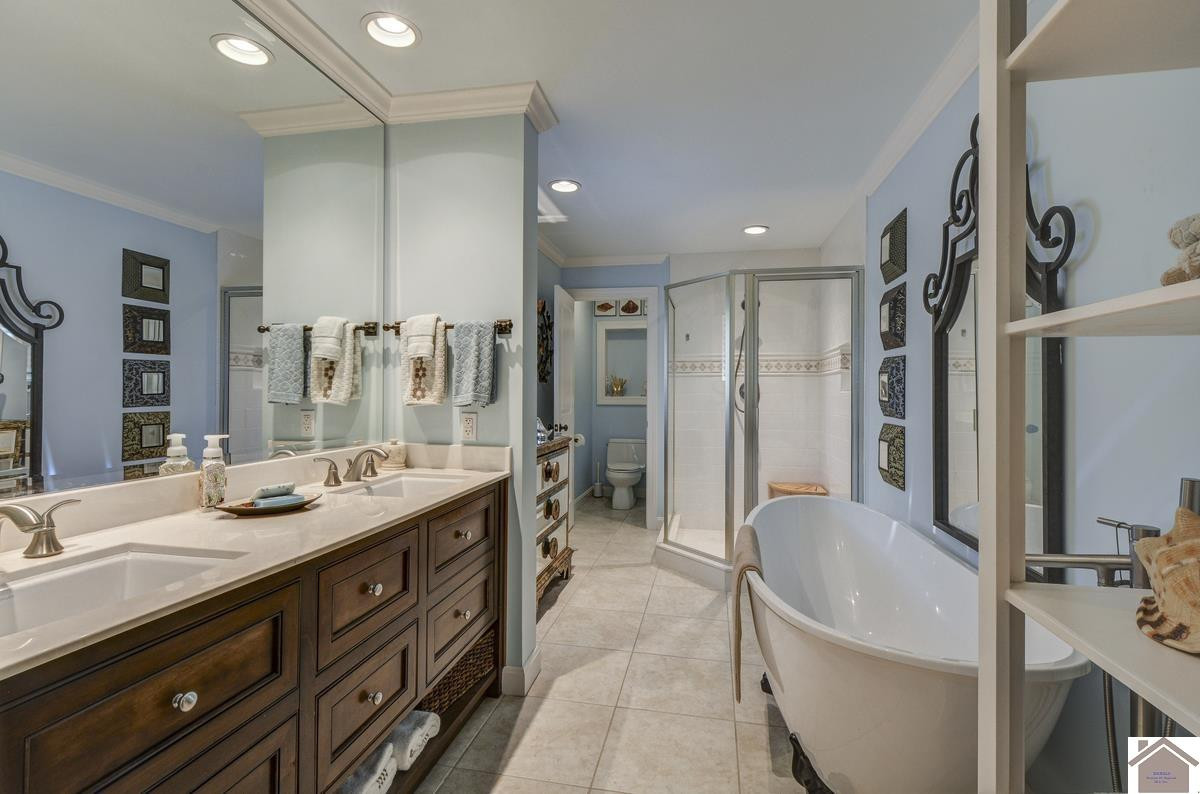 114 Shadyside Lane