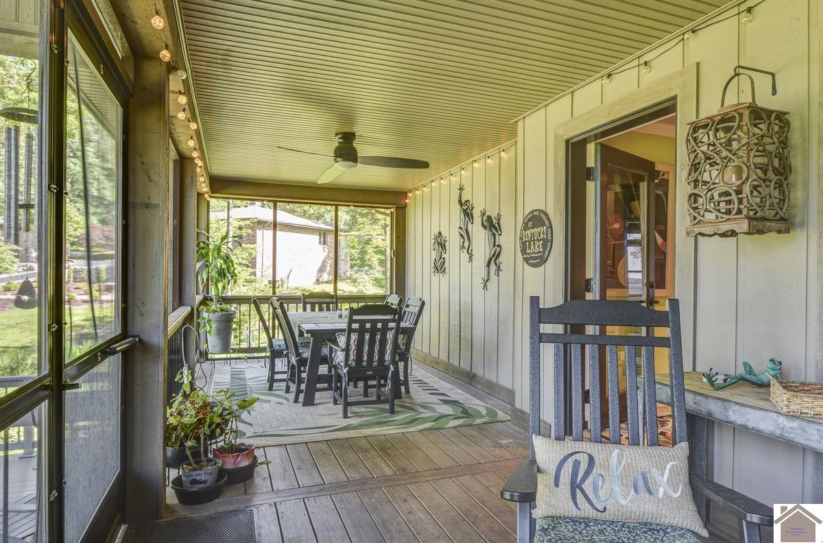 114 Shadyside Lane