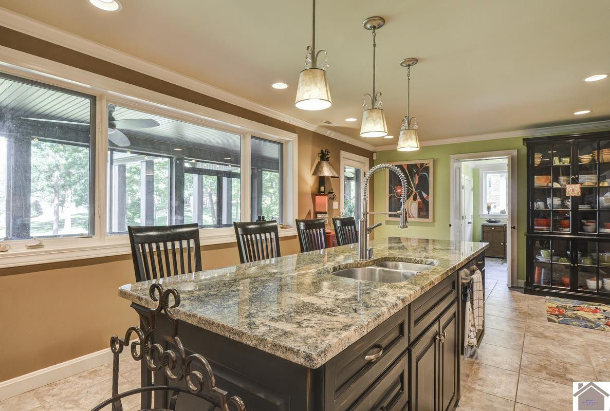 114 Shadyside Lane
