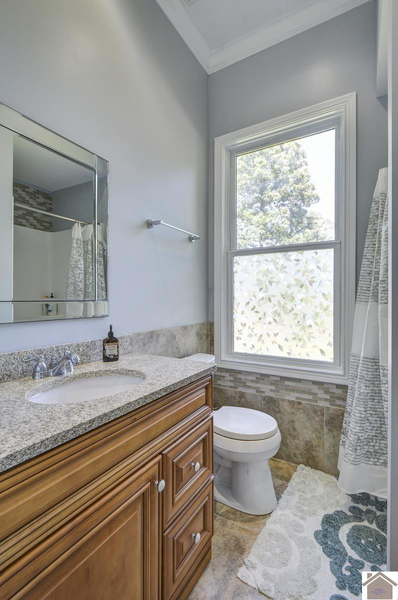 114 Shadyside Lane