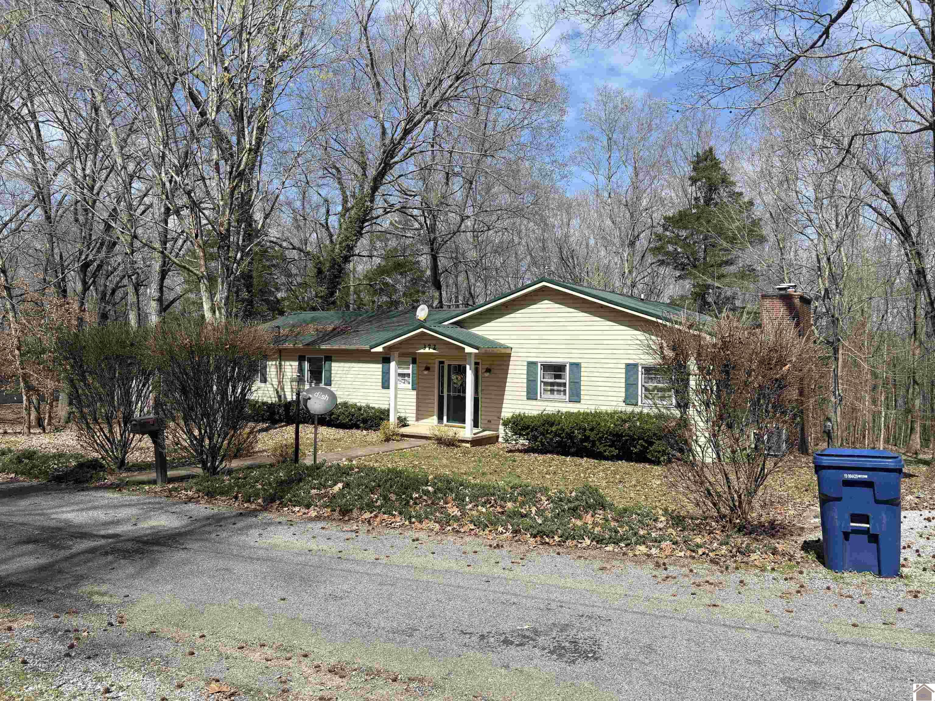 372 Rockcastle Lakeshore Dive