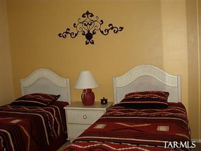 3855 S Via de la Garzota