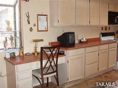 3855 S Via de la Garzota