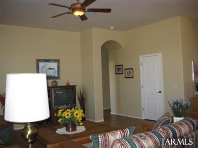 2236 W Escondido Canyon Drive