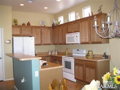 2236 W Escondido Canyon Drive