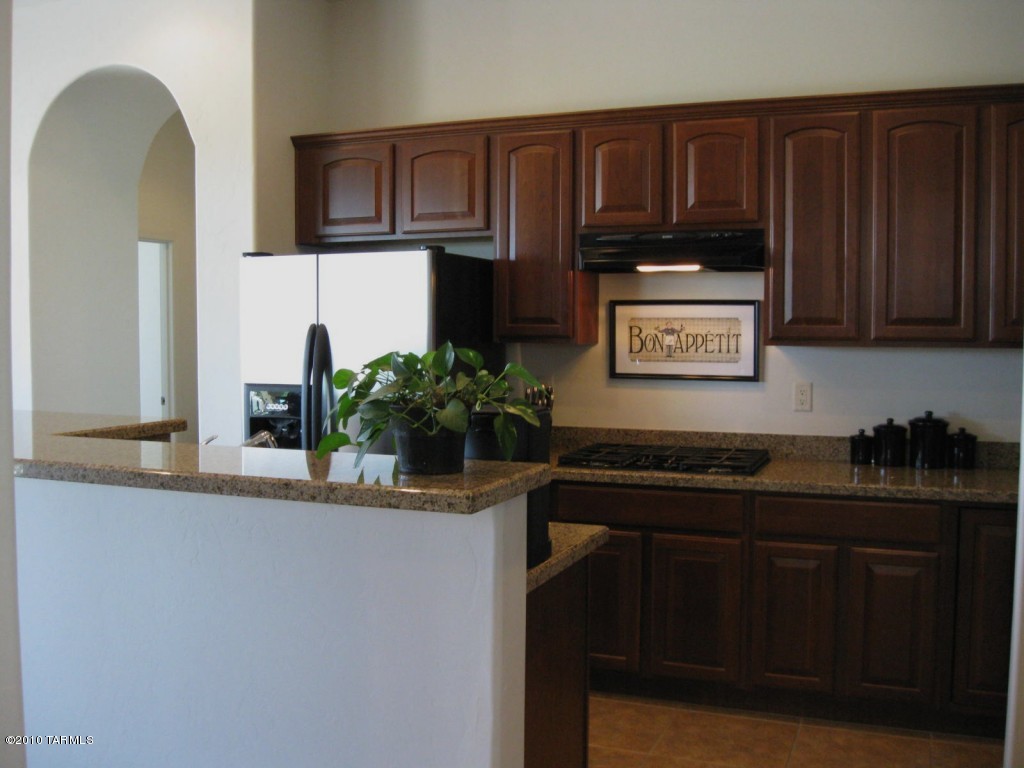 2173 W Escondido Canyon