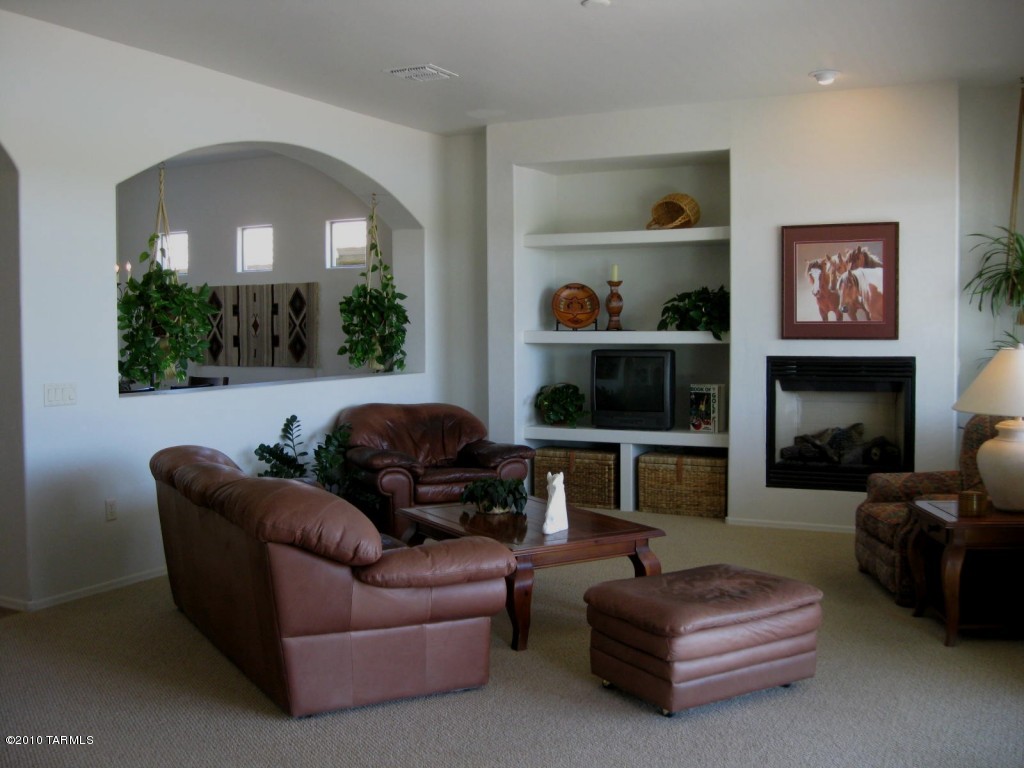 2173 W Escondido Canyon