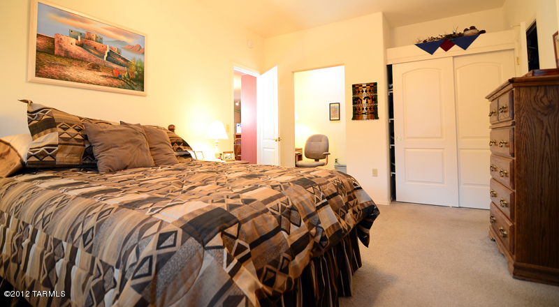 3801 S Avenida De Encino