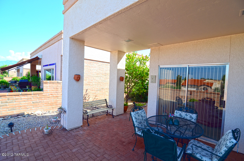 1658 W Calle Del Ducado