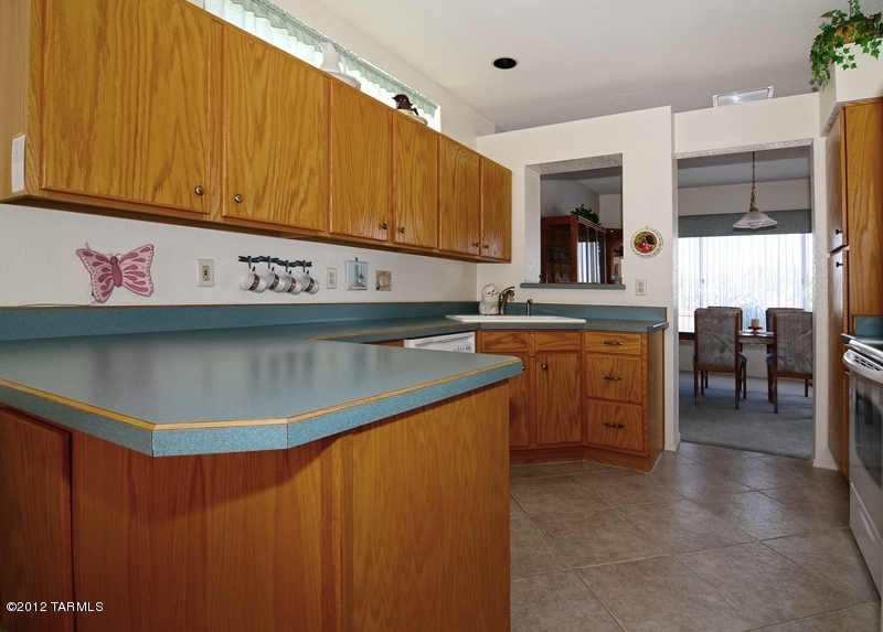 1658 W Calle Del Ducado