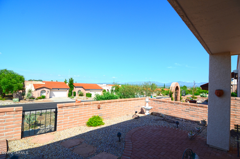 1658 W Calle Del Ducado