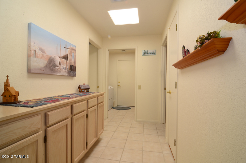 1658 W Calle Del Ducado