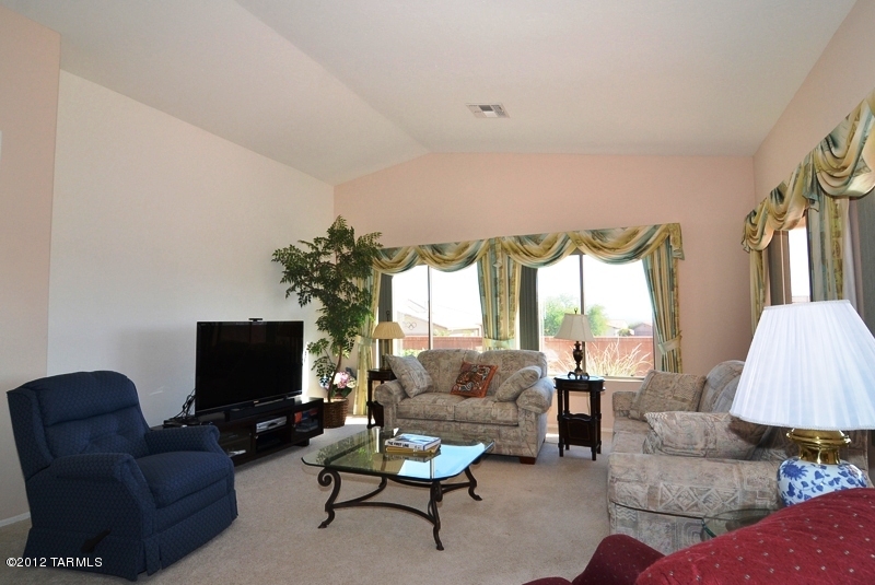 280 N Bluebird Drive