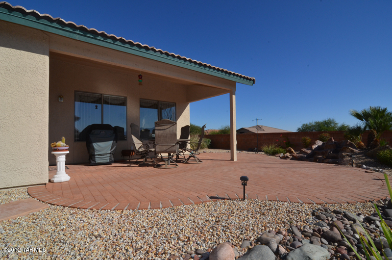 280 N Bluebird Drive