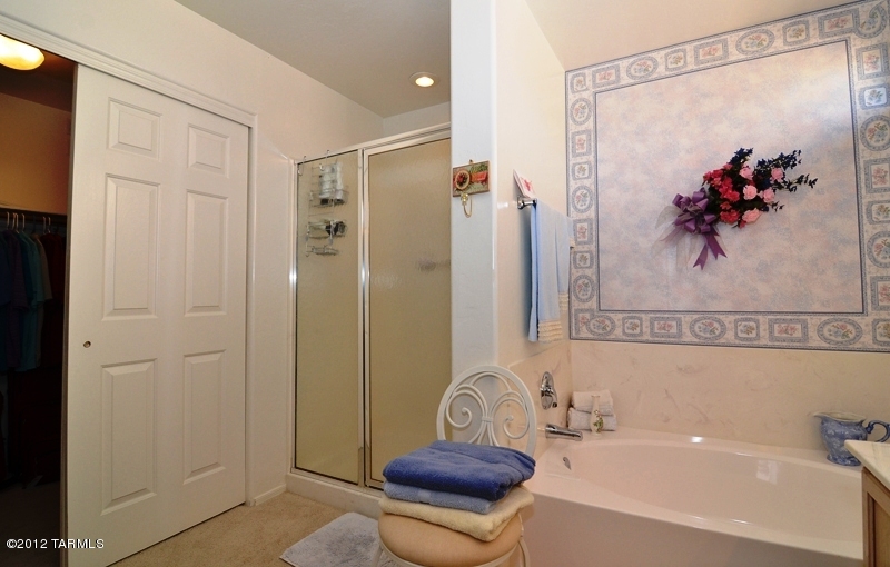 280 N Bluebird Drive