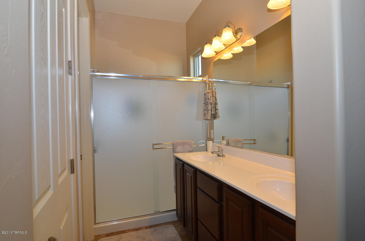 770 N Observation Trail