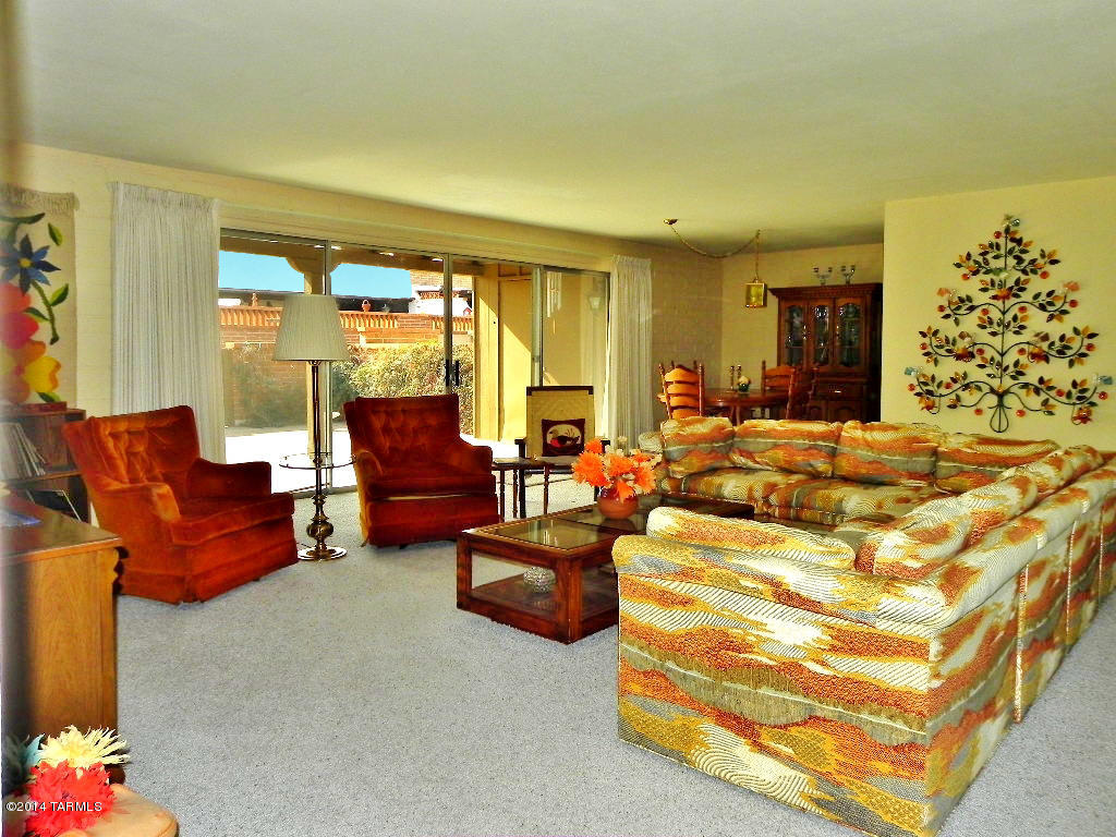 473 W Paseo Solana