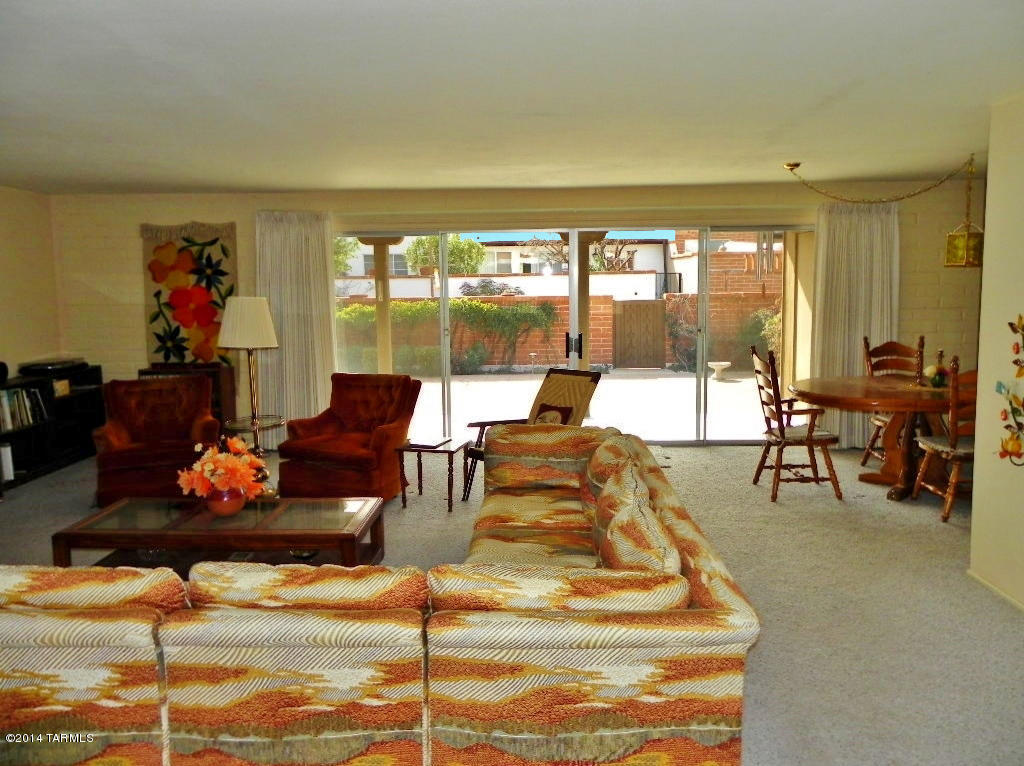 473 W Paseo Solana