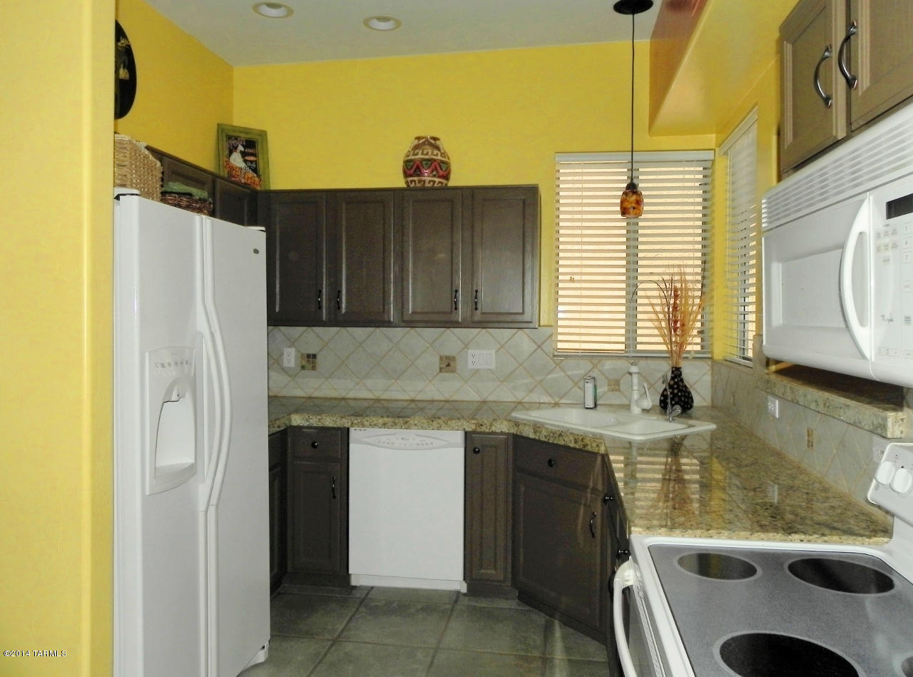 2533 S Pecan Valley Place