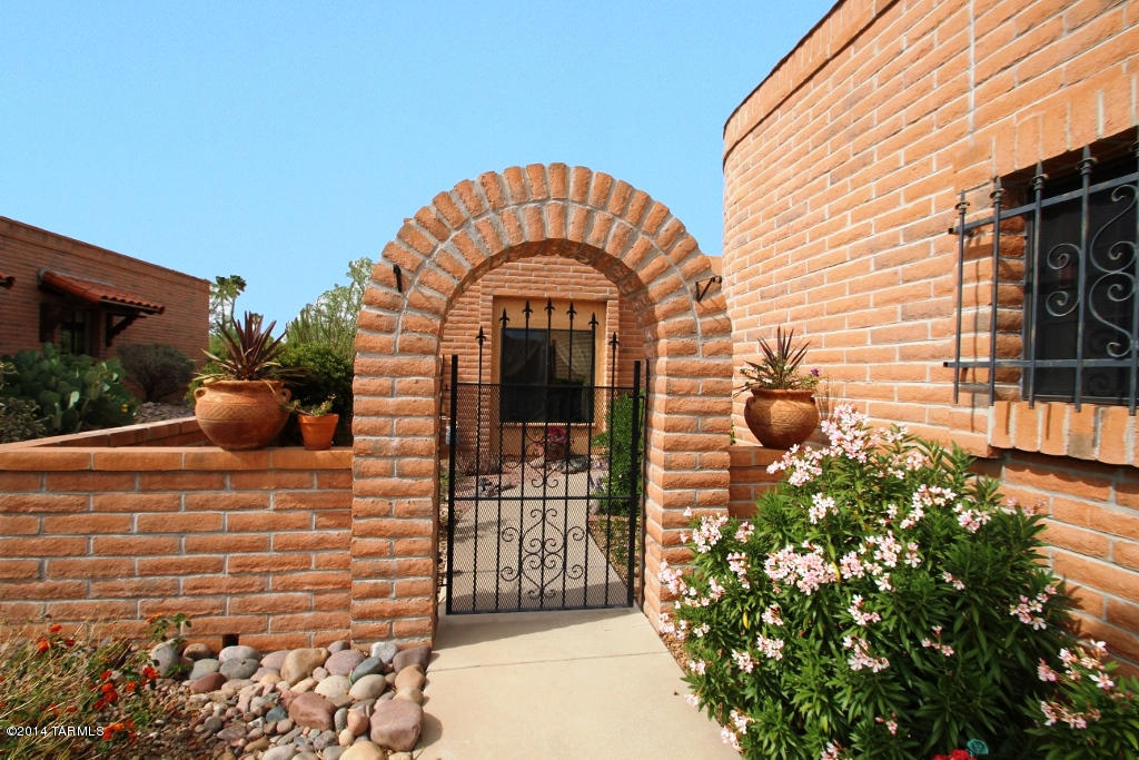 1012 W Calle De Pitahaya