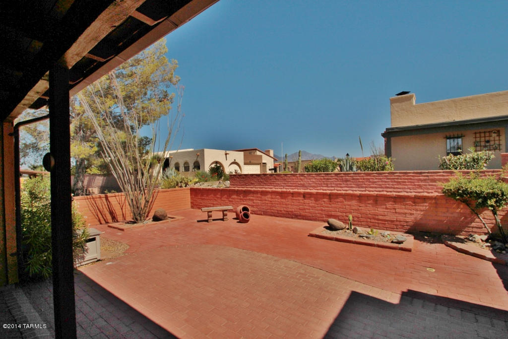 1481 W Calle Mendoza