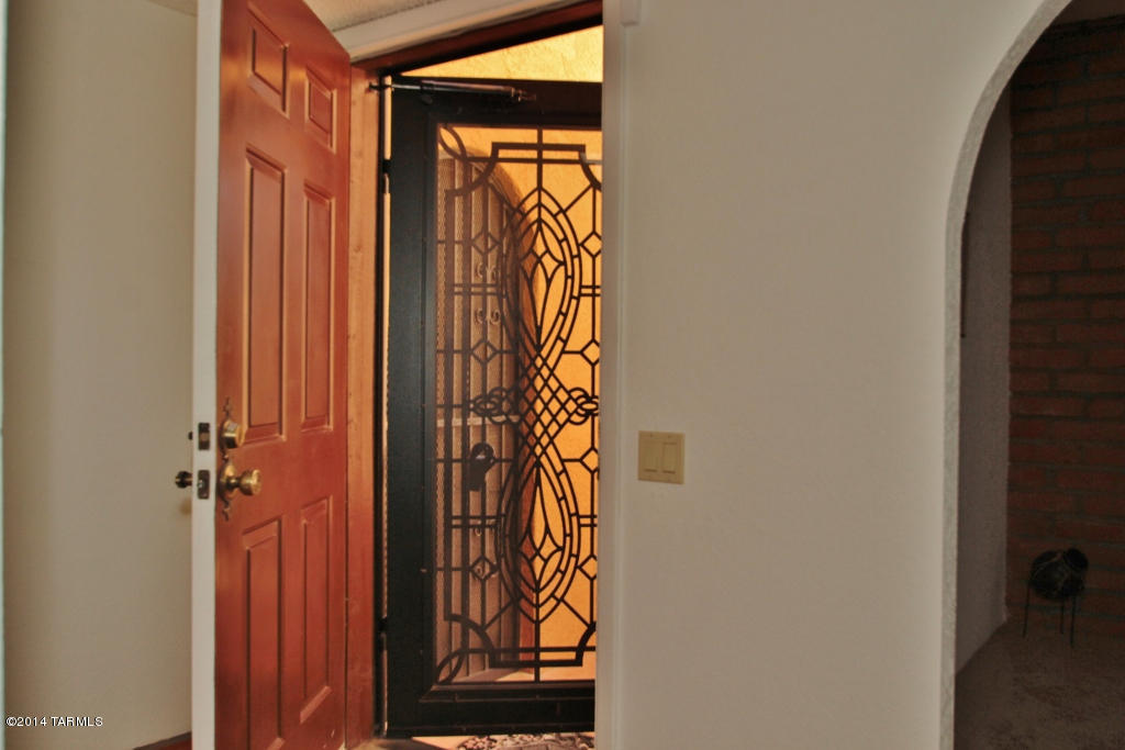 1481 W Calle Mendoza