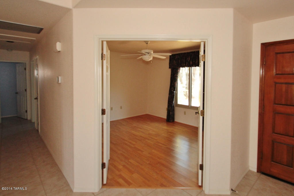 901 W Paseo Del Cilantro