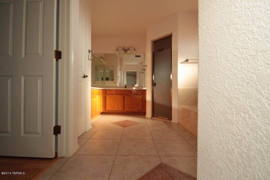 901 W Paseo Del Cilantro