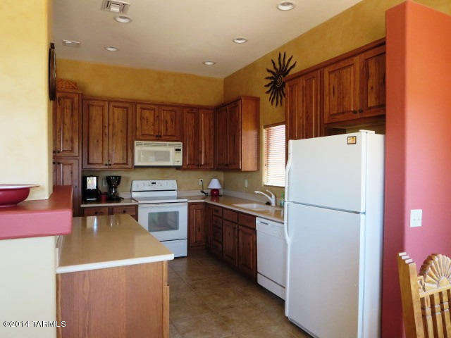 3983 S Golden Lynx Road