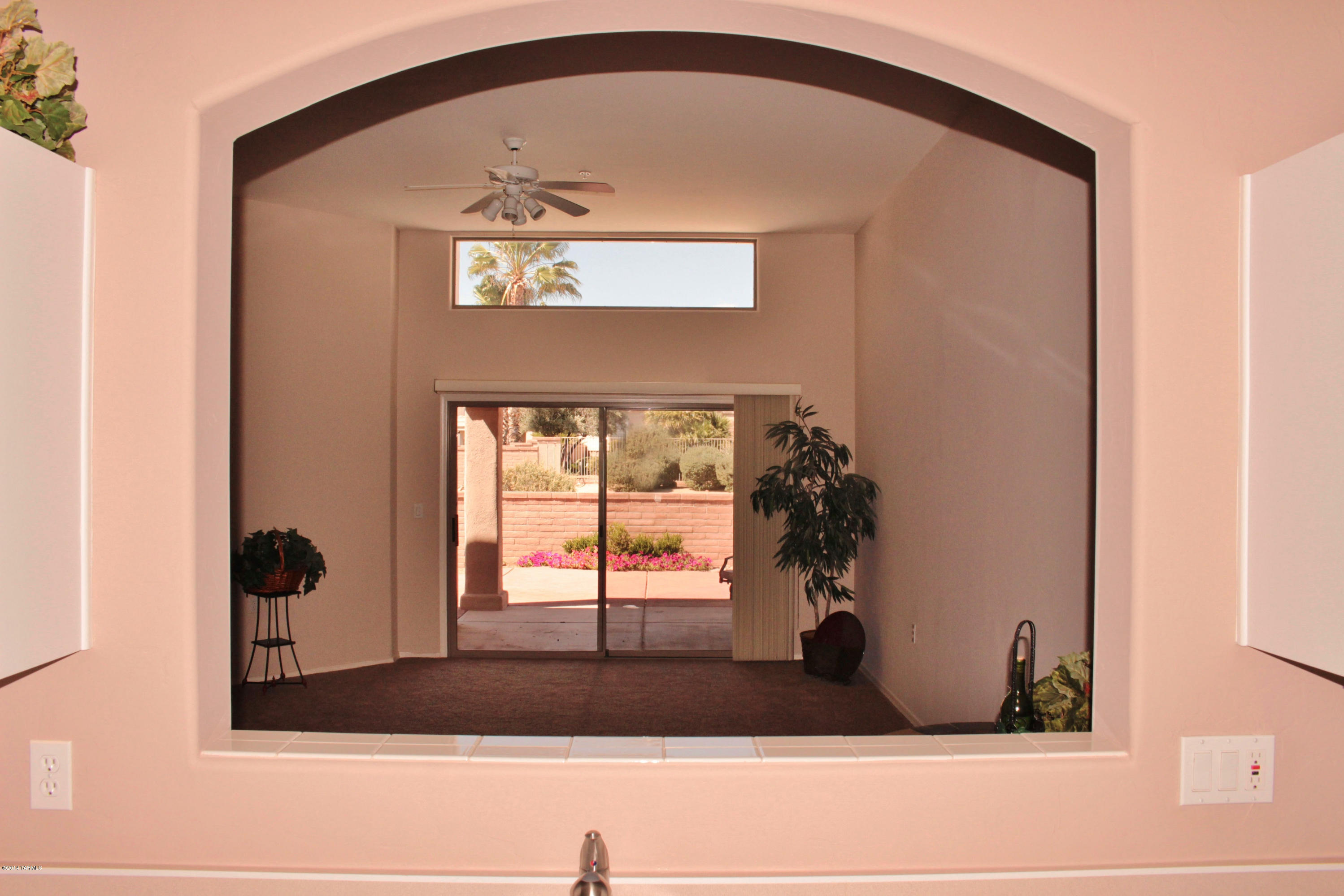 694 W Waterview Drive