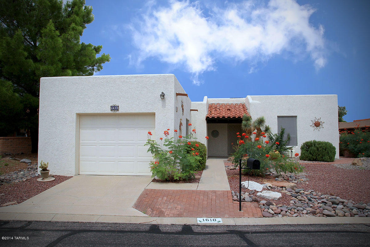 1610 W Calle Hacienda