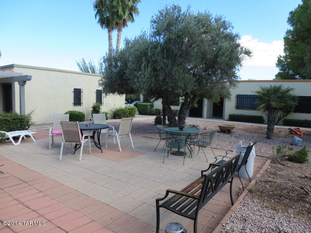 1005 S Calle De Las Casitas