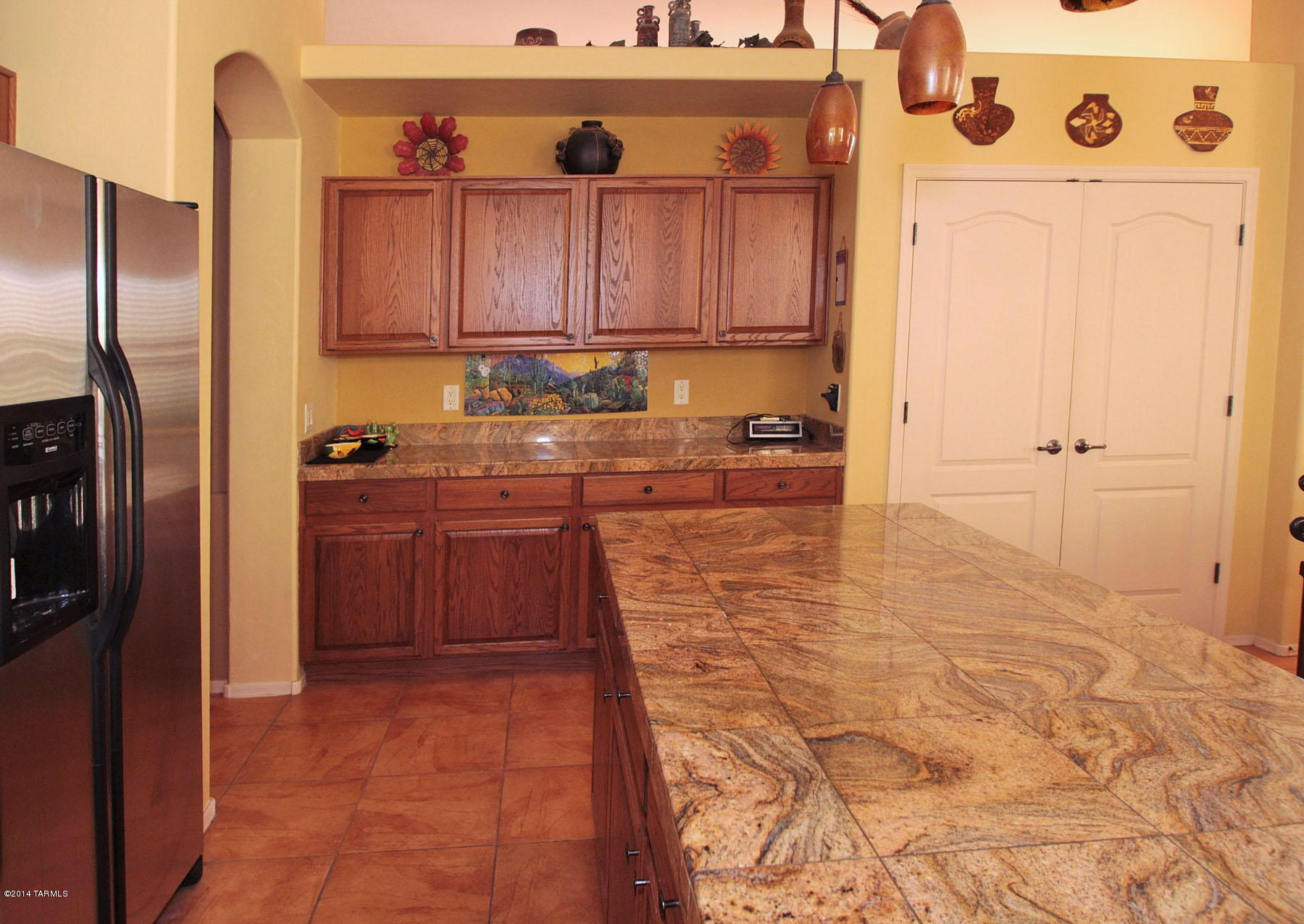 2391 W Calle Cacillo