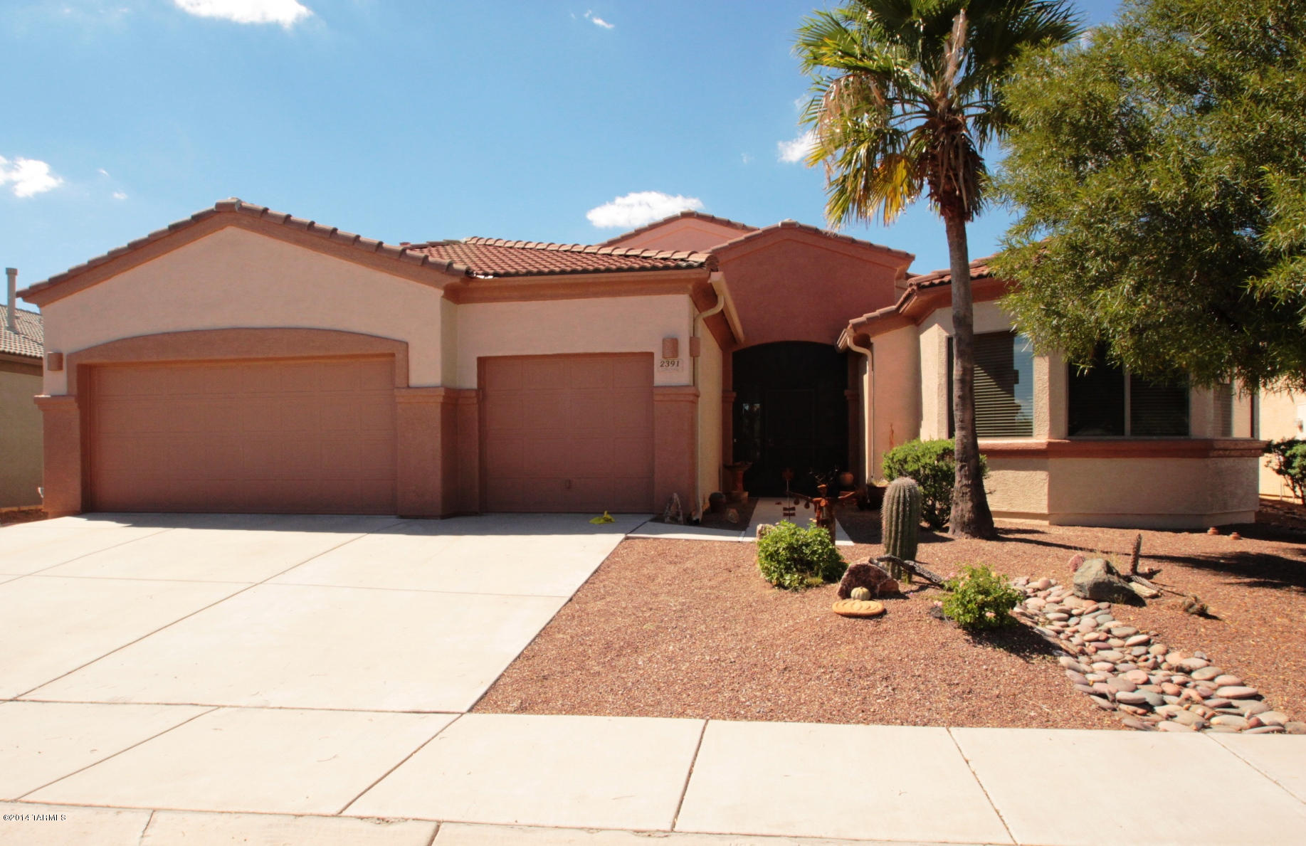 2391 W Calle Cacillo