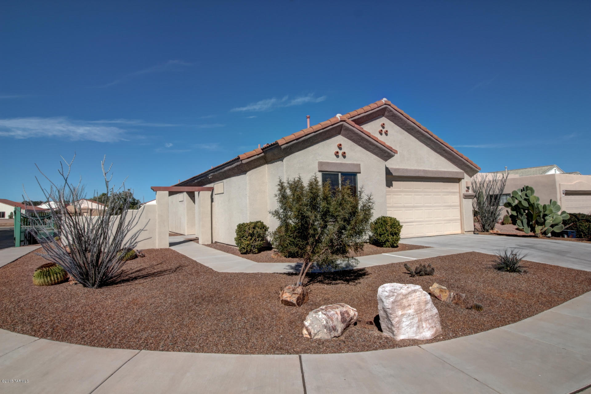 2796 S Greenside Place