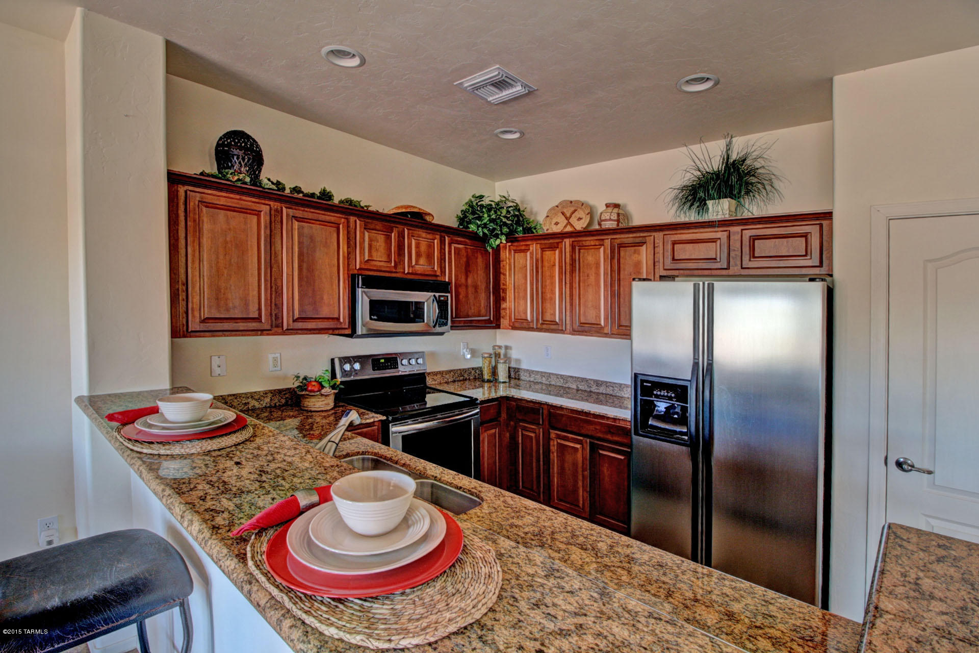 2796 S Greenside Place