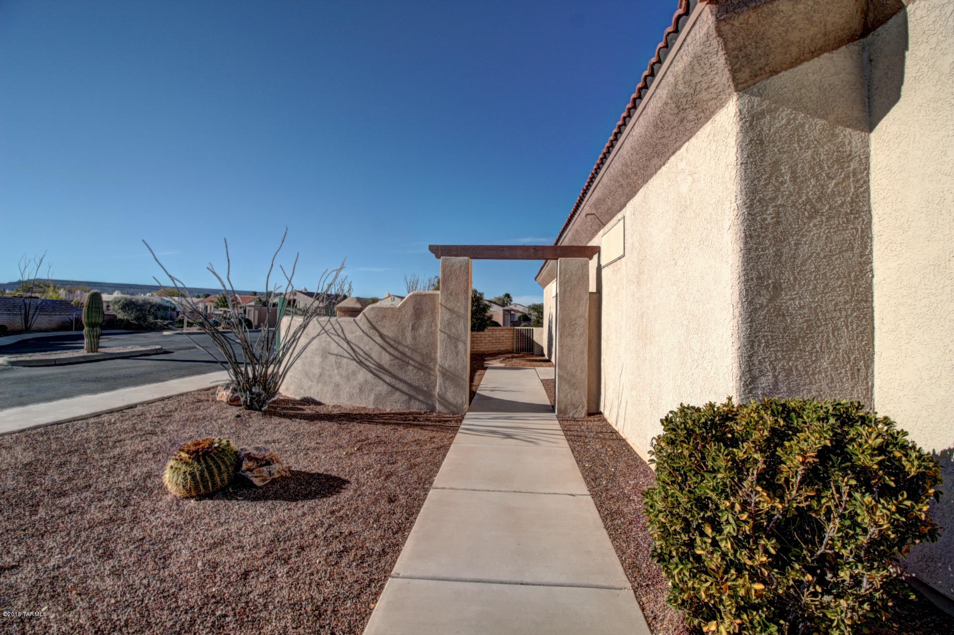 2796 S Greenside Place