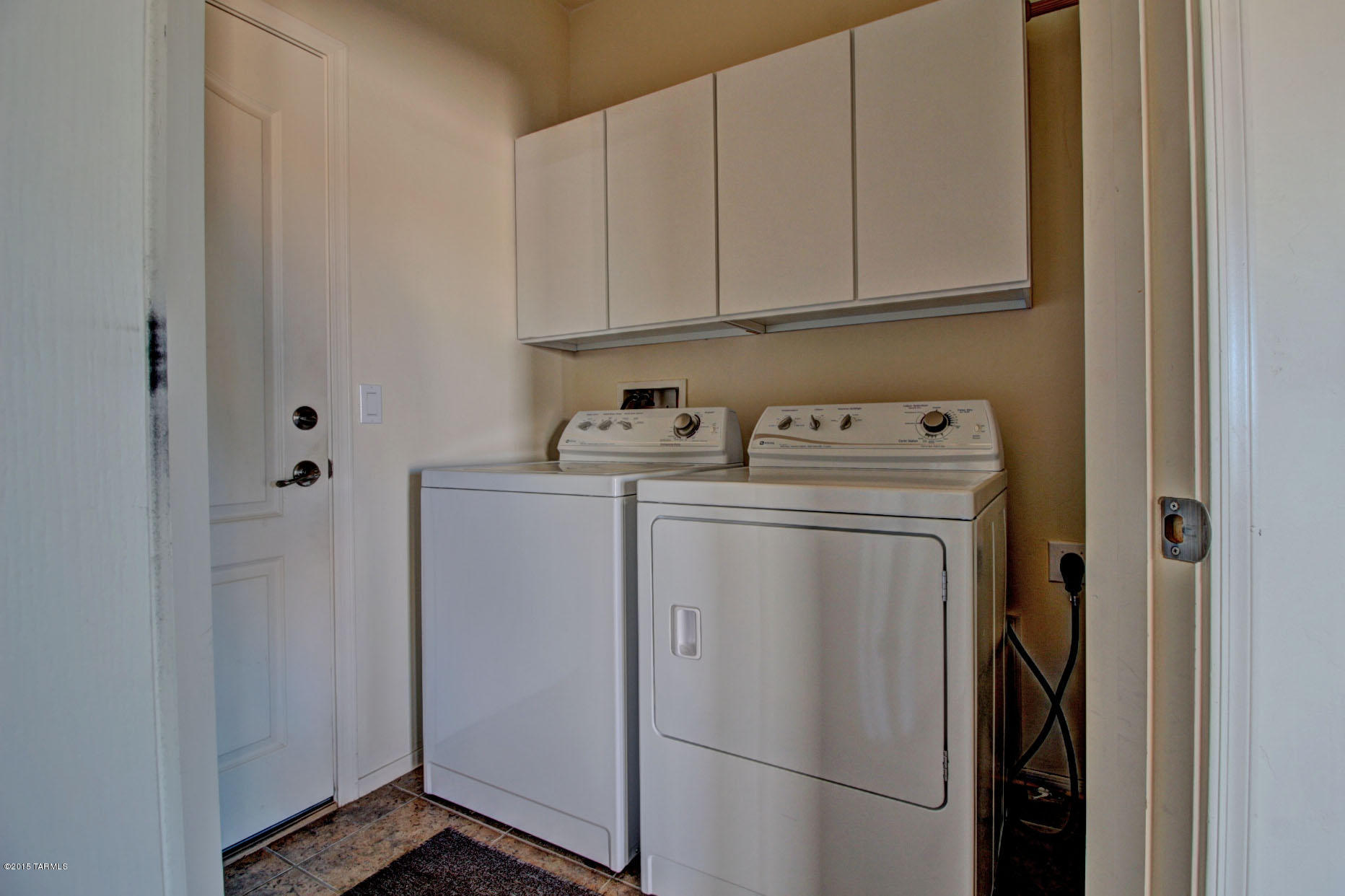 2796 S Greenside Place