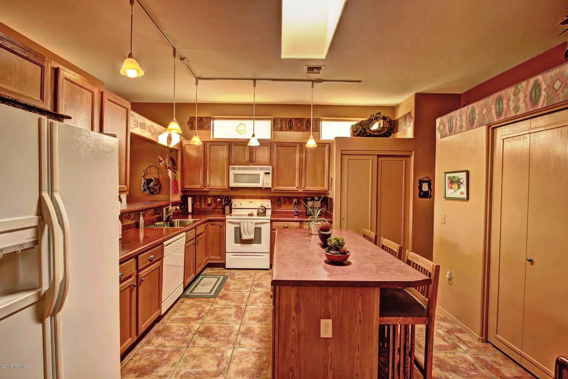 4133 S Golden Lynx Road